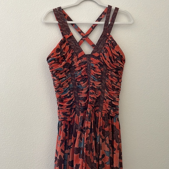 Anya open-back ruched floral-print silk-crepe maxi dress - Picture 6 of 12